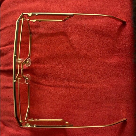 Stylish Gold Geometric Sunglasses - Picture 6 of 11